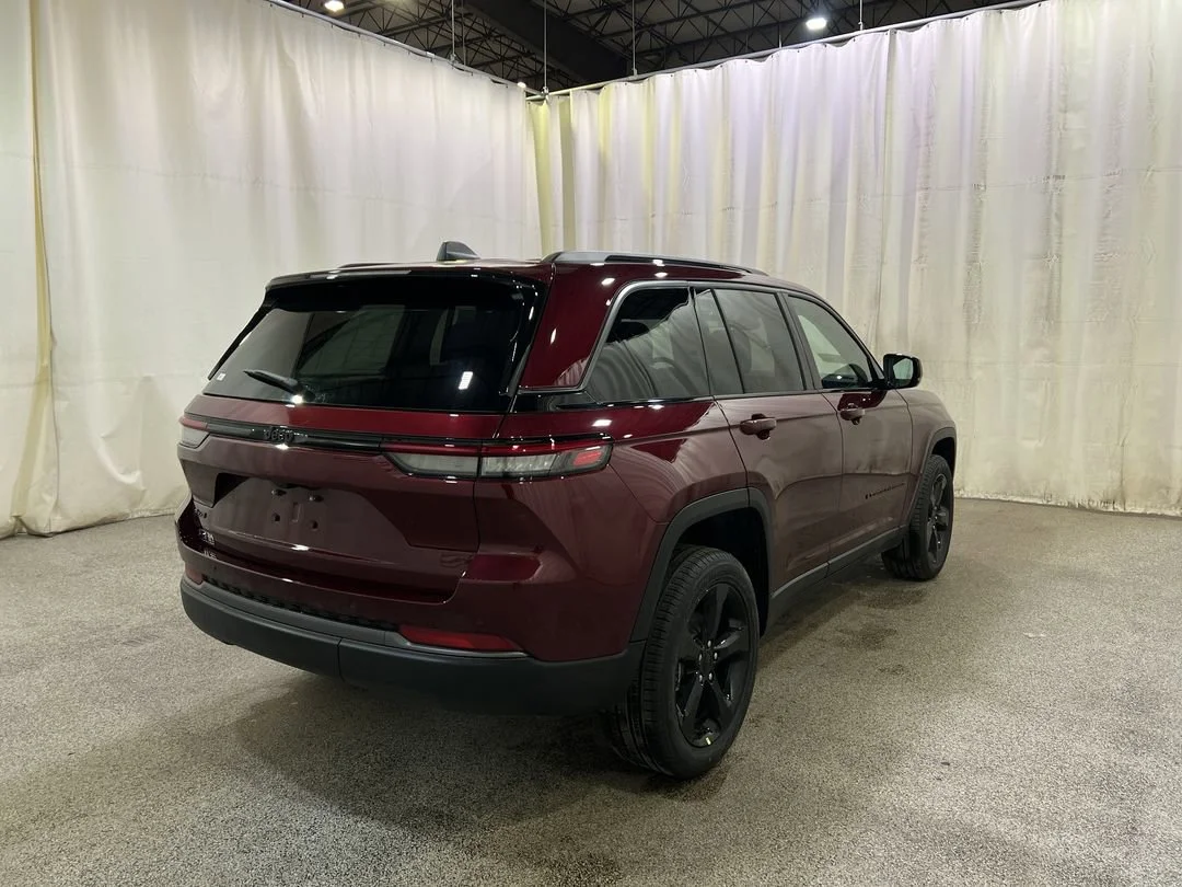 2026 Jeep Grand Cherokee Limited - Photo 8