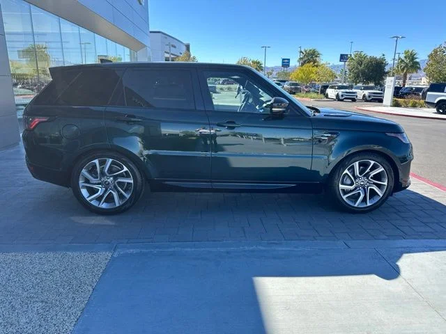 Used 2020 Green Land Rover HSE image 4