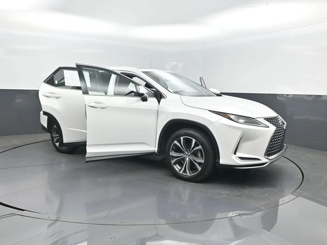 Used 2021 White Lexus 350 image 39