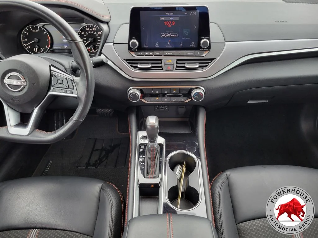 Used 2024 Red Nissan 2.5 SR image 19