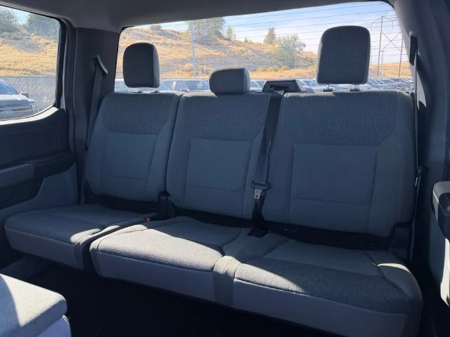 Used 2024 Silver Ford XLT image 19