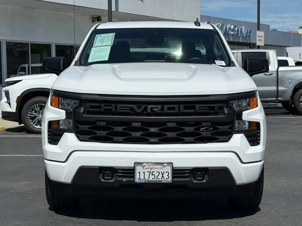 Used 2023 SUMMIT WHITE Chevrolet Custom image 4