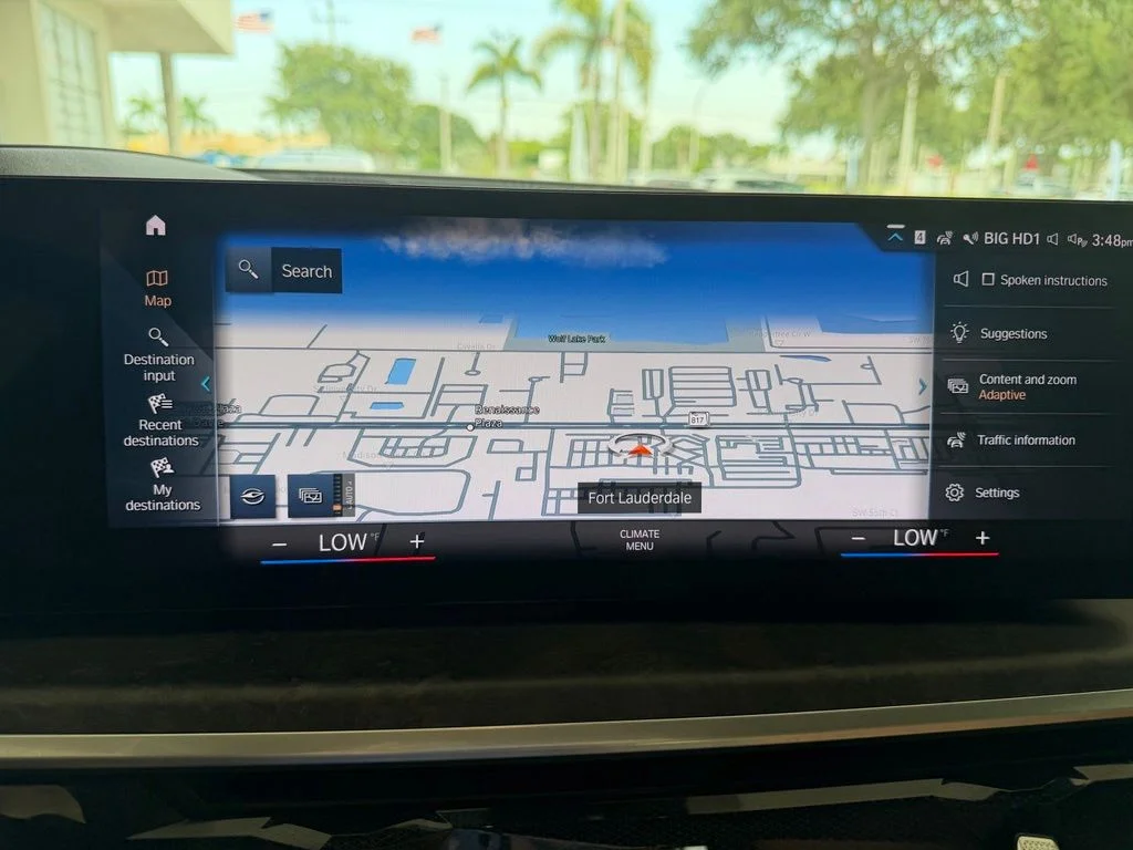 Used 2023 Gray BMW xDrive40i image 11