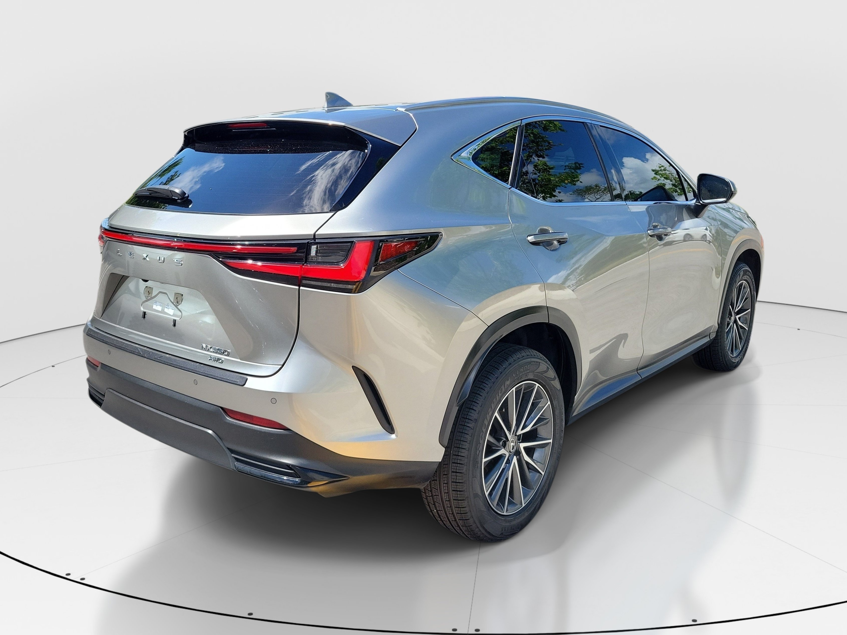 Used 2024 Silver Lexus 350 Luxury image 5