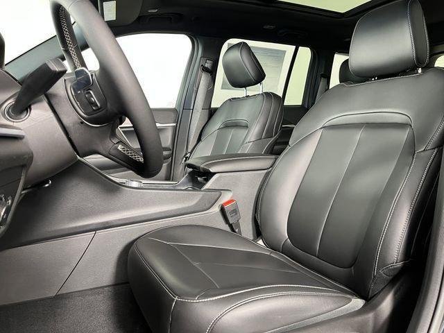 New 2026 Diamond Black Crystal Pearlcoat Jeep Limited image 58