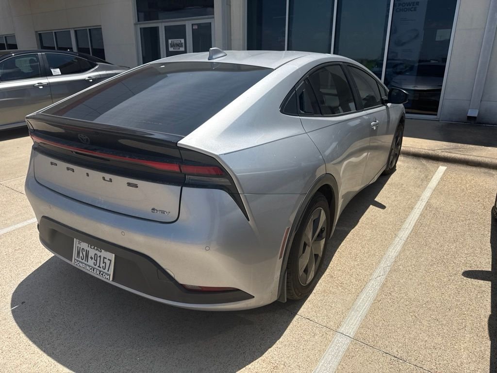Used 2025 Gray Toyota LE image 2