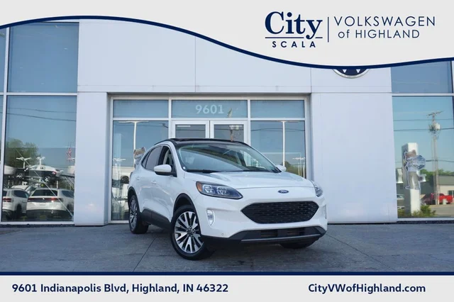 2022 Ford Escape Titanium