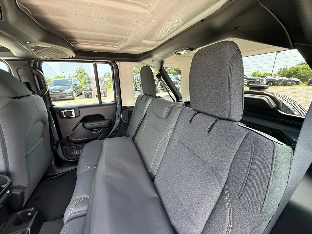 New 2026 Anvil Clear-Coat Exterior Paint Jeep Sport S image 24