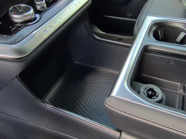 New 2026 Agate Black Metallic Ford Platinum® image 89