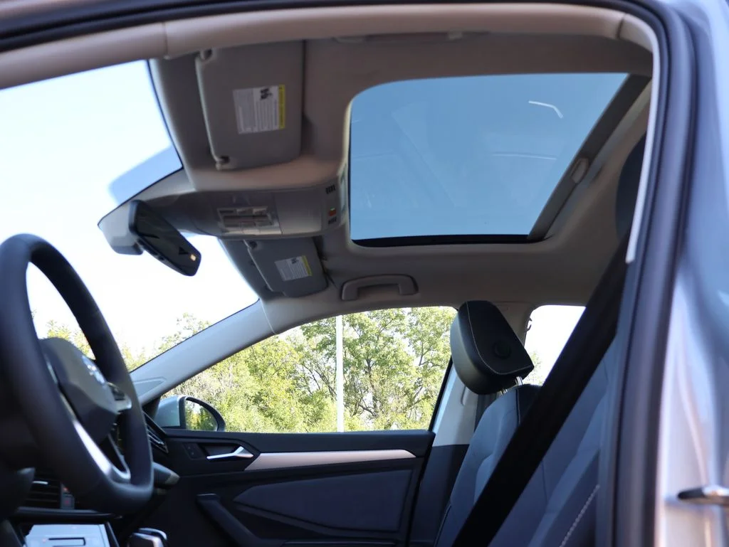 2026 Volkswagen Jetta SE - Photo 31