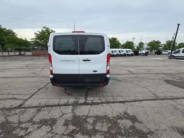 1FBAX2Y83PKA75512