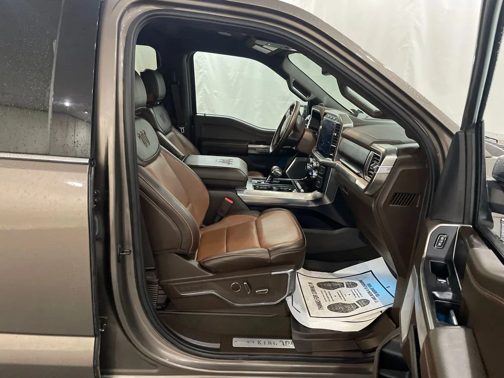 Used 2023 STONE GRAY METALLIC Ford King Ranch image 26