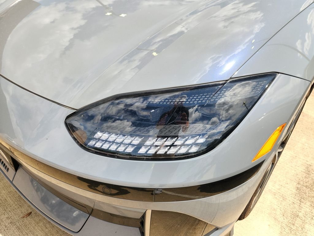 Used 2023 Transmission Blue Hyundai SEL image 6