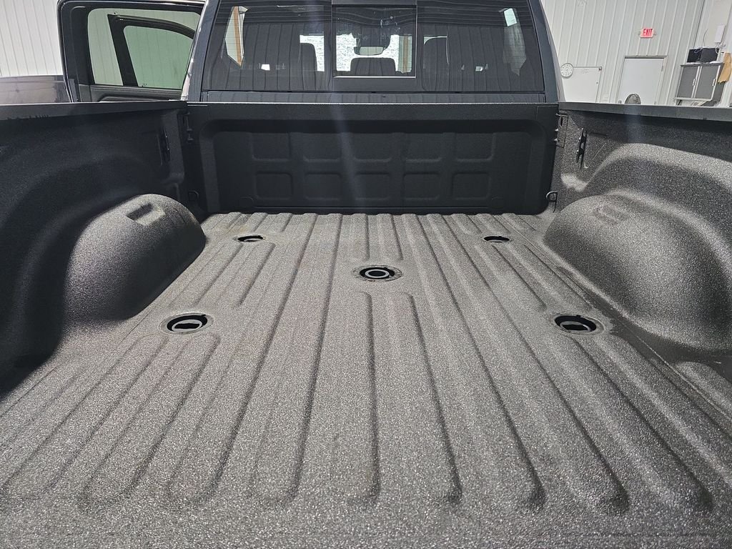 New 2026 Blue Ram Laramie image 22