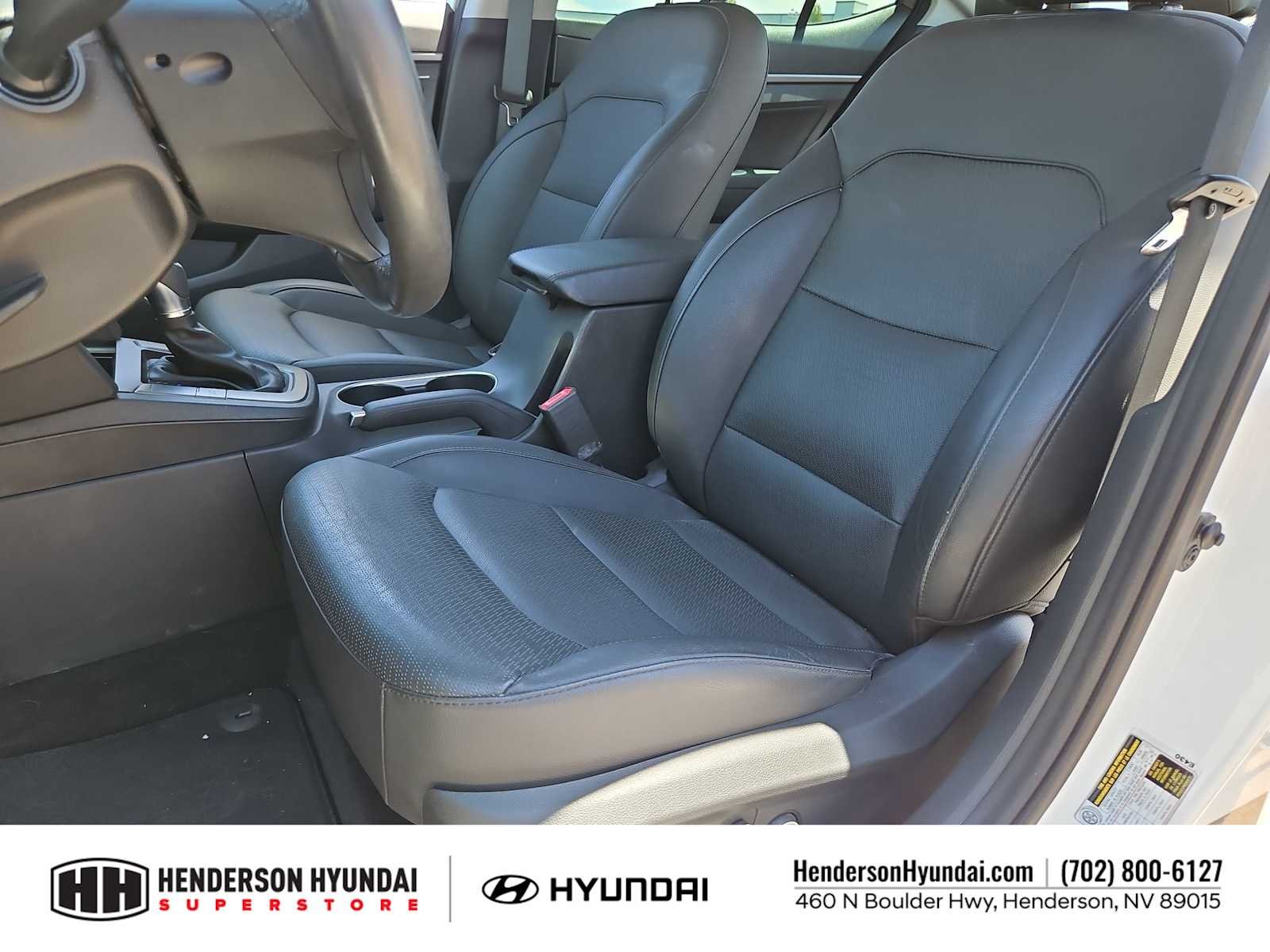 Certified Used 2017 Quartz White Pearl Hyundai Limited image 15