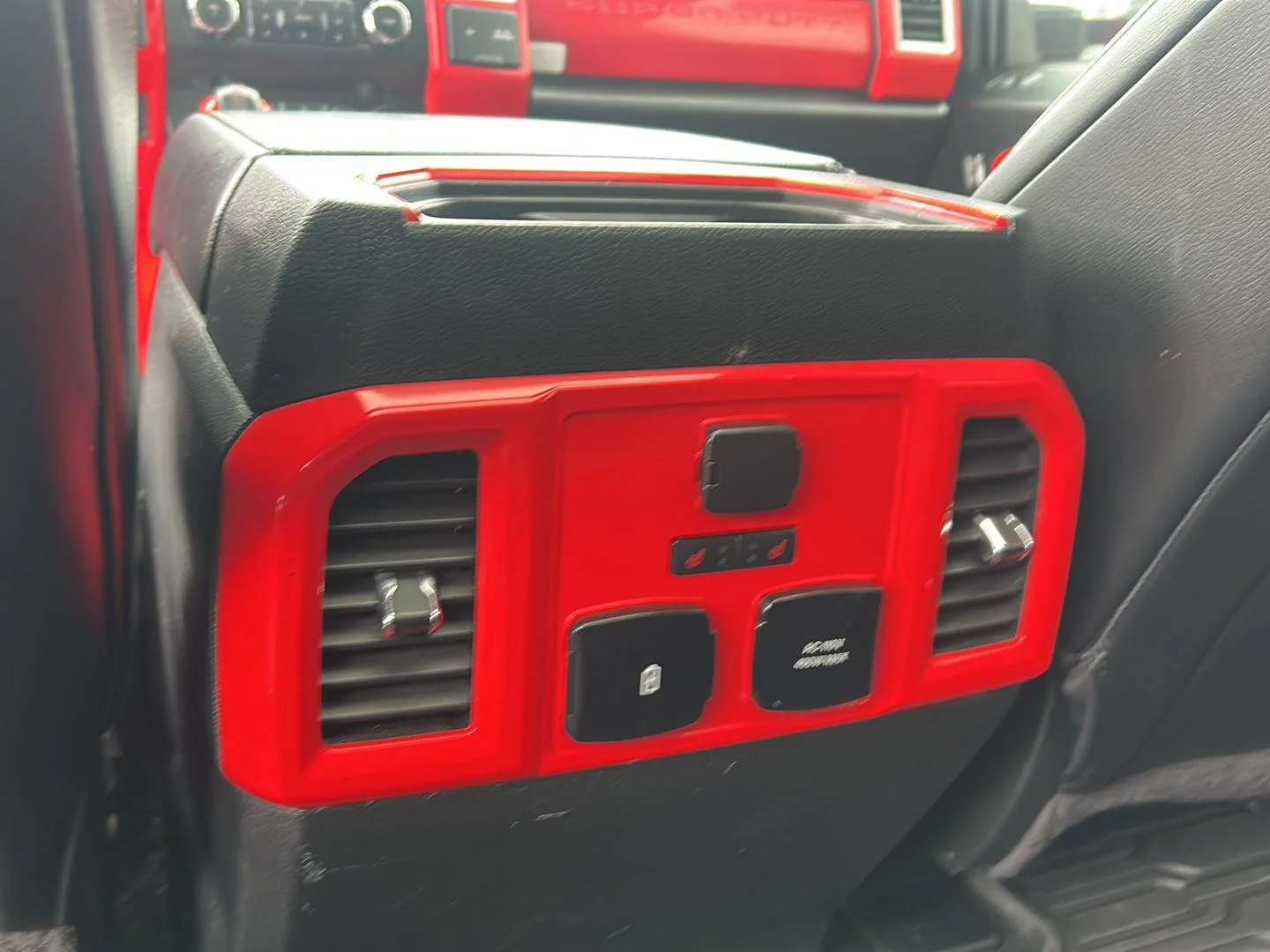 Used 2019 Race Red Ford LARIAT image 24