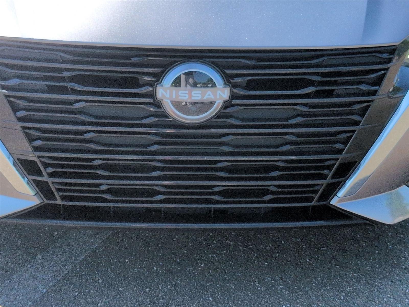 Used 2024 Gun Metallic Nissan 2.5 SV image 14