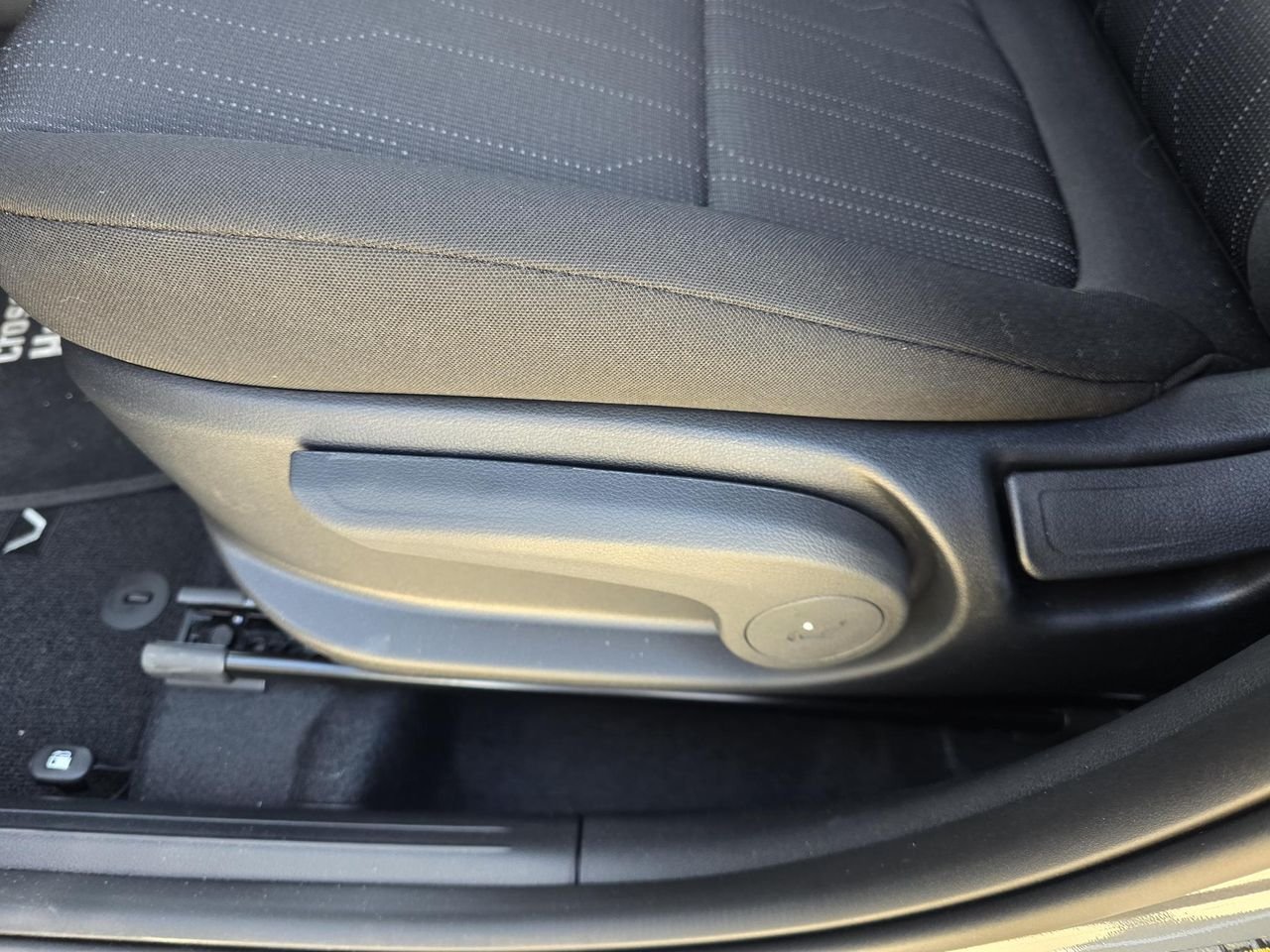 New 2026 Ecotronic Gray Hyundai SE image 16