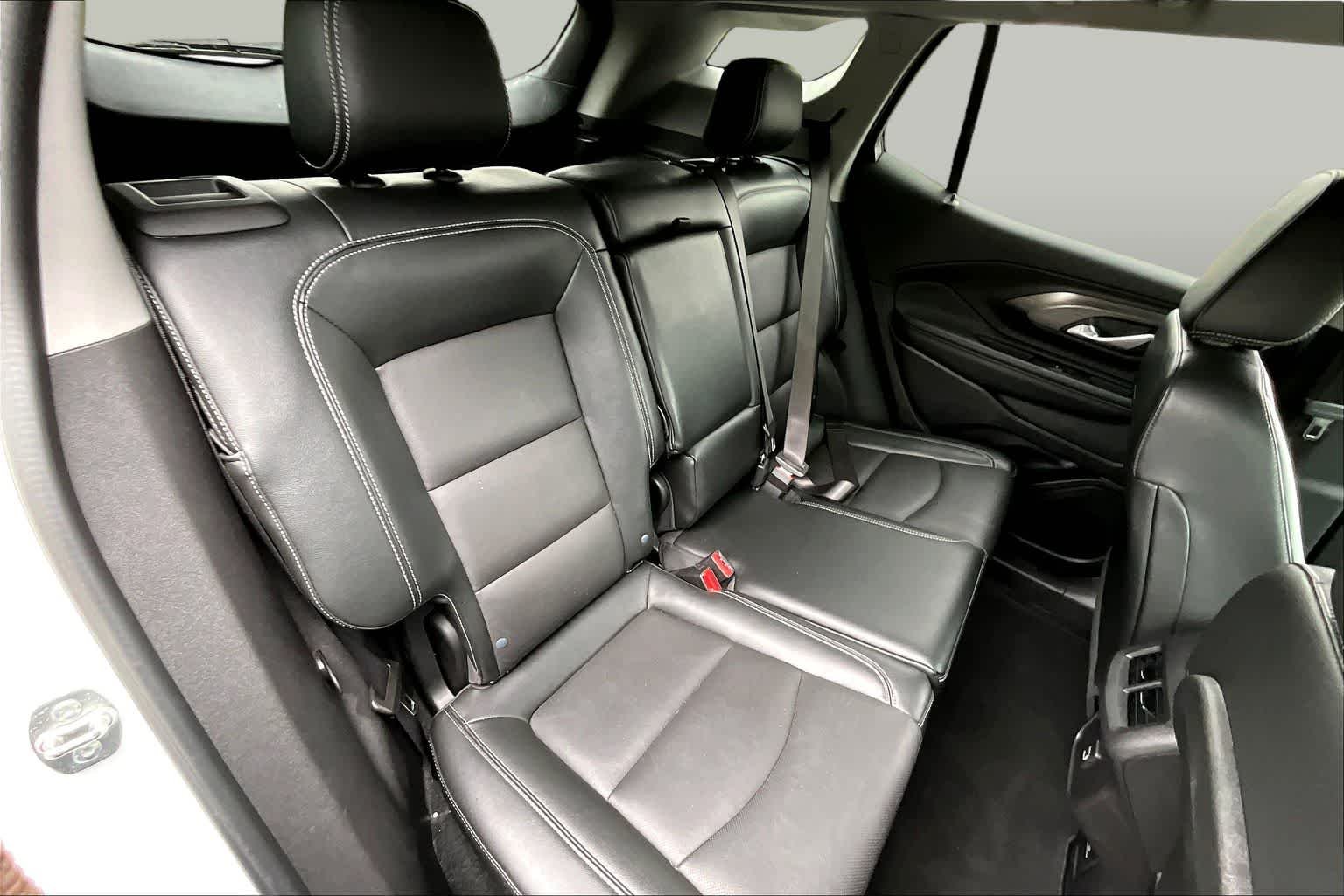 Used 2024 Summit White GMC SLT image 20