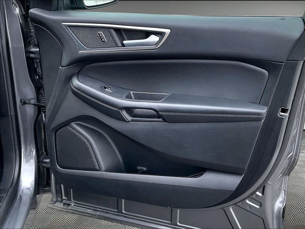 Used 2024 Gray Metallic Ford SEL image 12