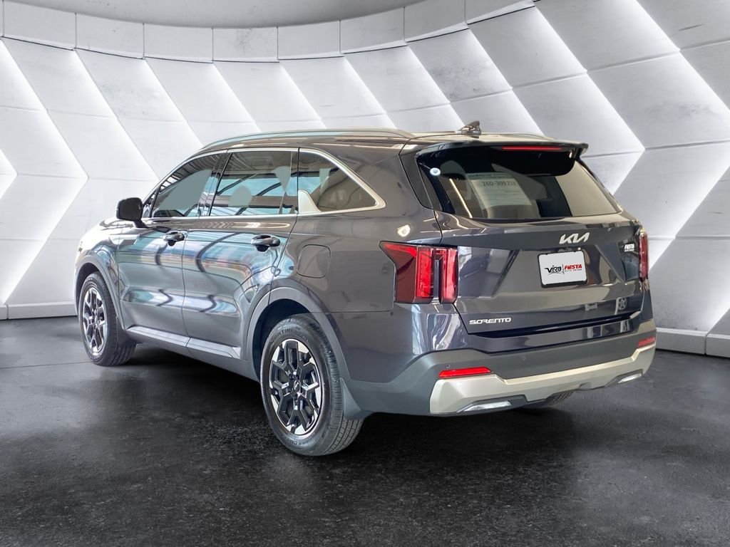 2026 Kia Sorento S - Photo 6