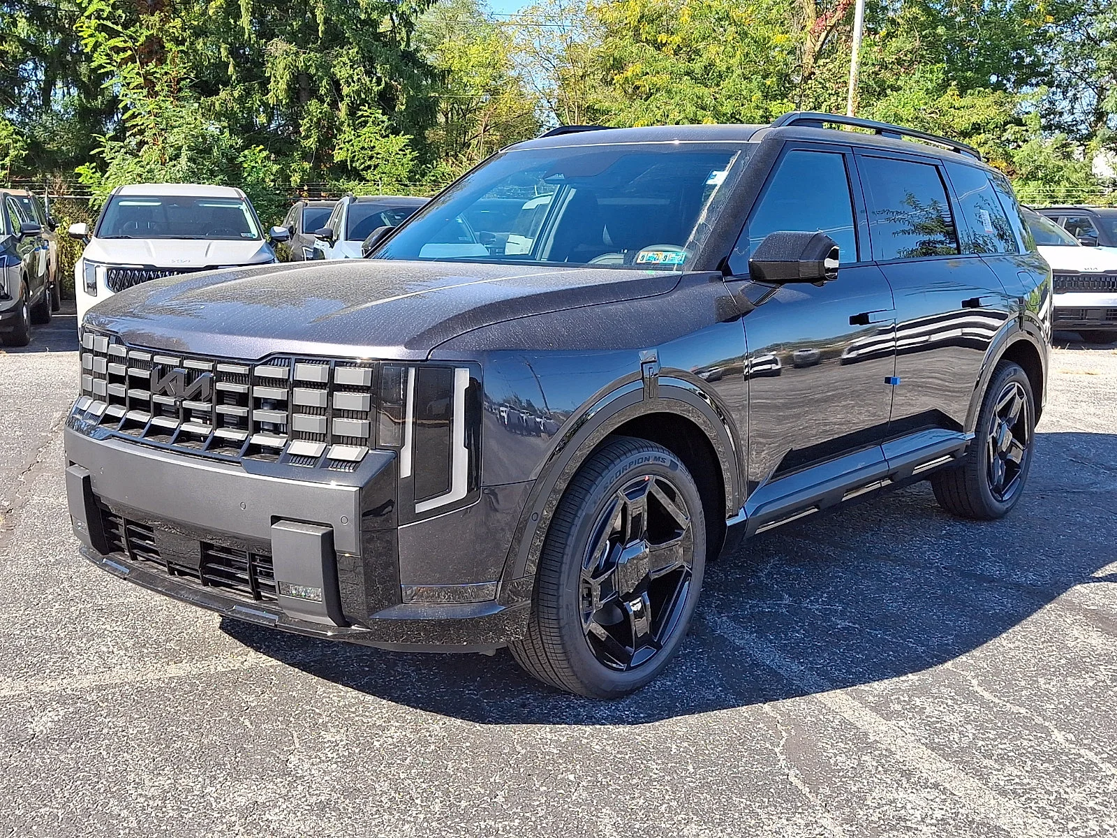 New 2027 Gray Kia X-Line SX image 4