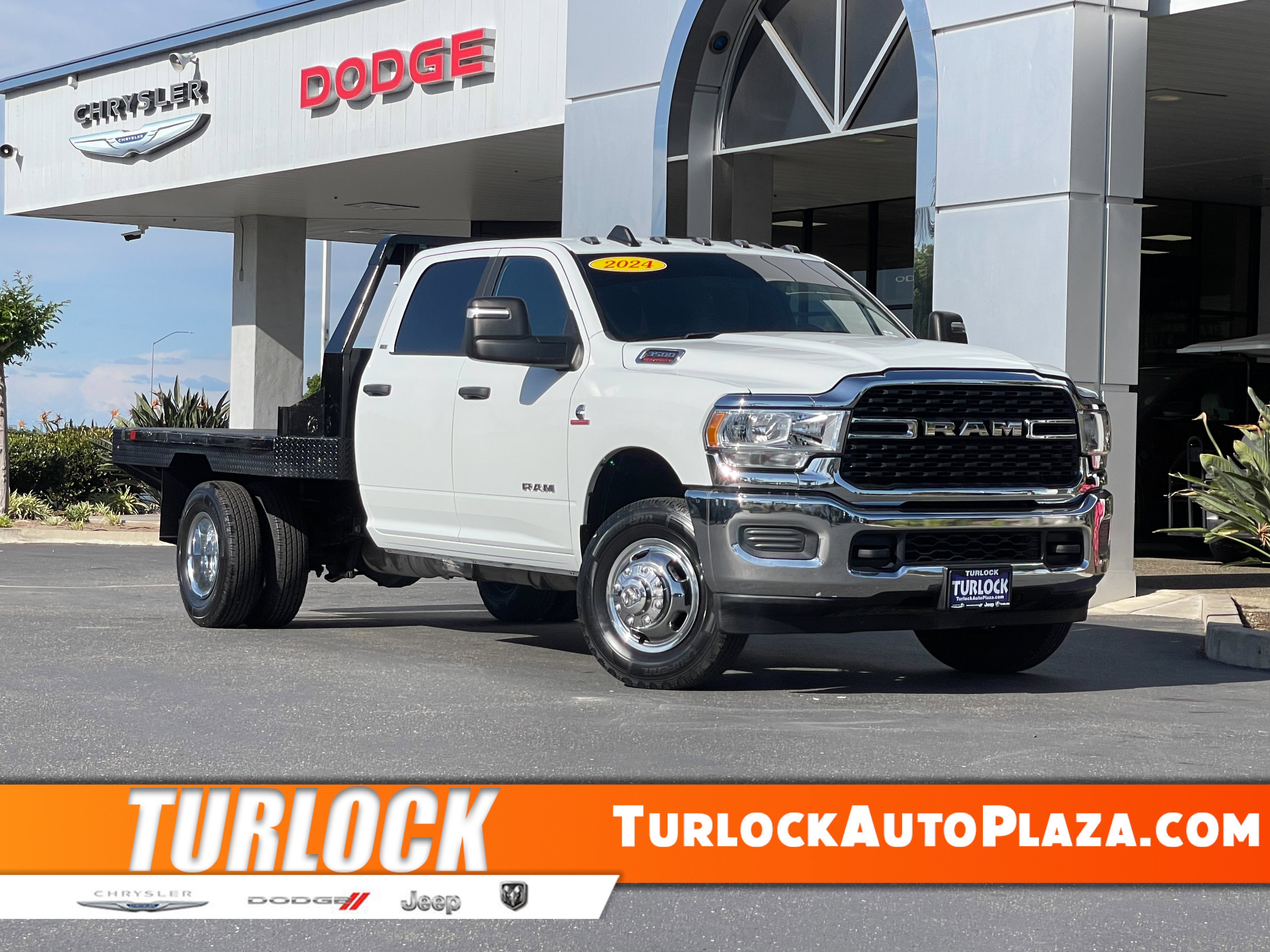 2024 RAM 3500 SLT 4X4 Crew Cab's photo