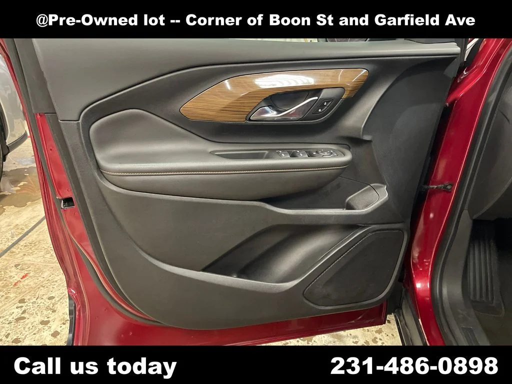 Used 2020 Red GMC SLE image 15