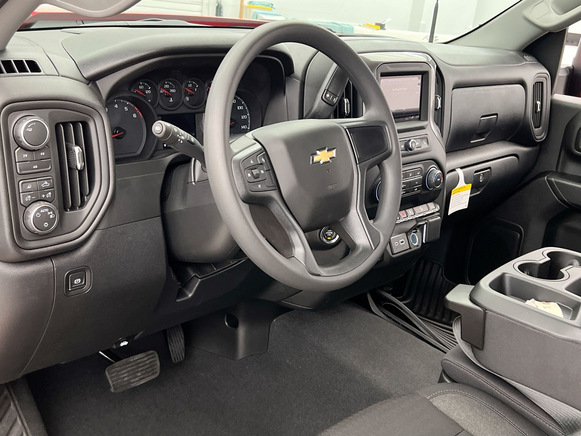 2026 Chevrolet Silverado 2500 HD Custom - Photo 38