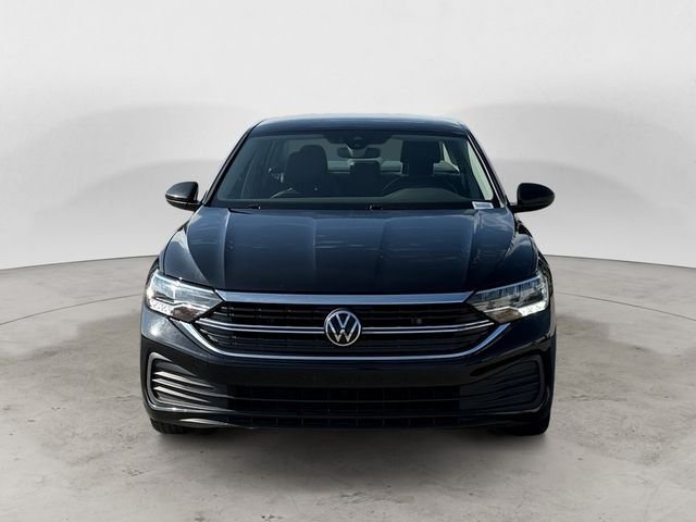 Used 2024 Black Volkswagen 1.5T SE image 2