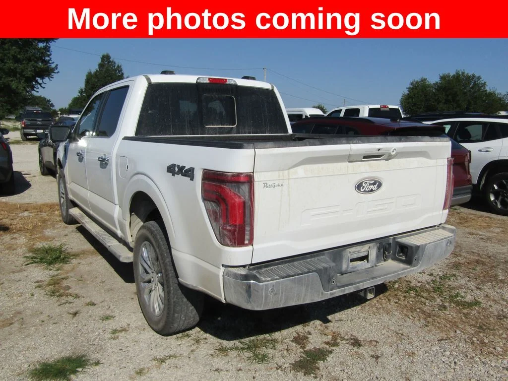 Used 2026 Oxford White Ford Lariat image 3