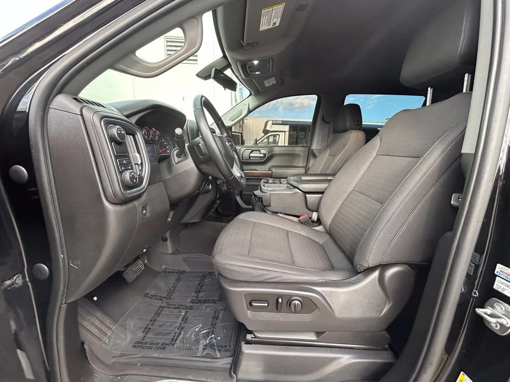 Used 2020 Black Chevrolet LT image 11