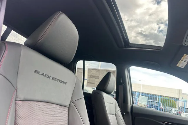 New 2026 Sonic Gray Pearl Honda Black Edition Two-Tone image 17