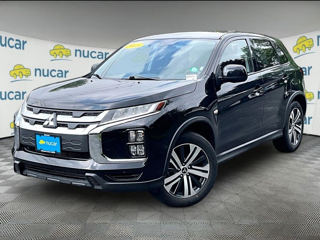 Used 2025 Alloy Silver Metallic Mitsubishi  image 3
