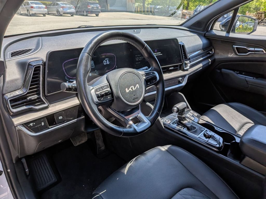 Used 2023 White Kia X-Line image 12