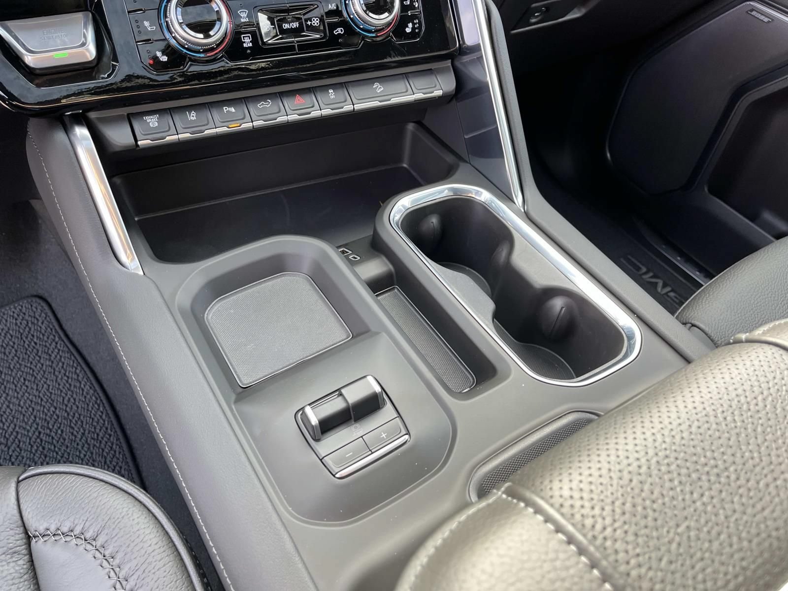 2026 GMC Sierra 2500HD Denali - Photo 29