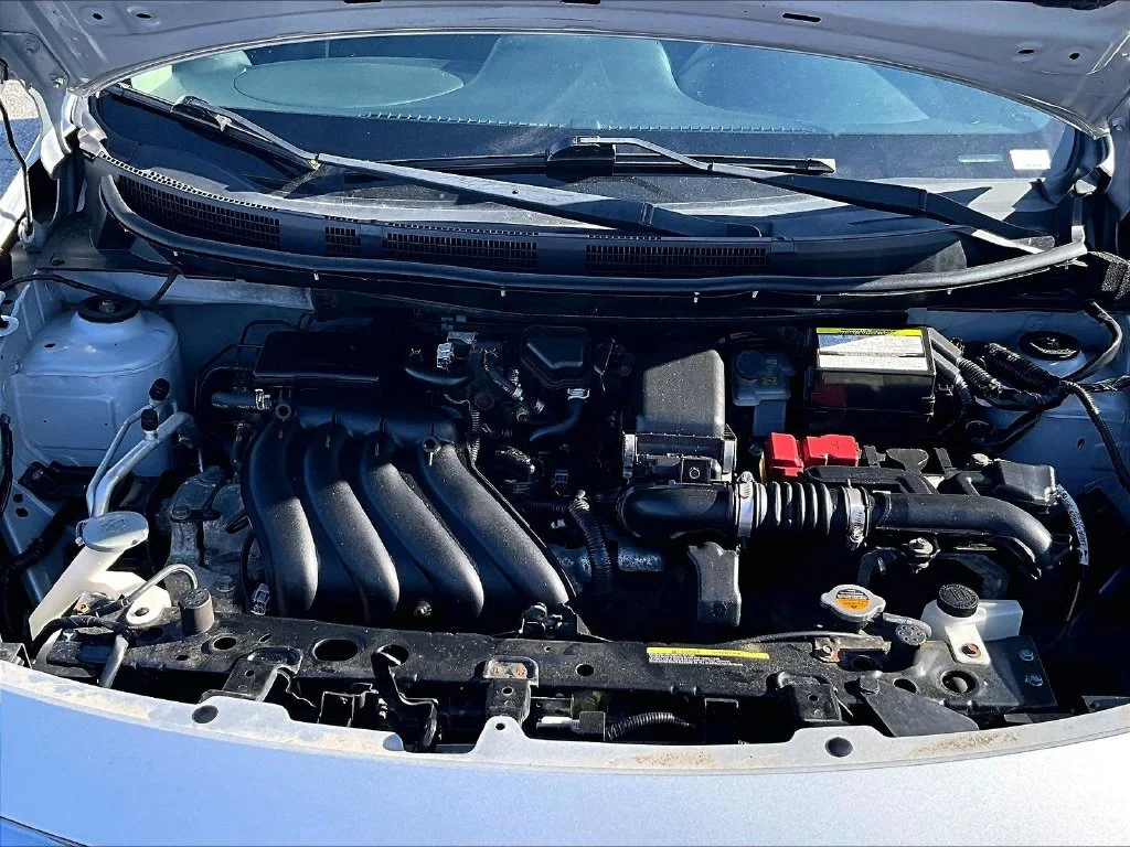 Used 2019 Silver Nissan 1.6 S image 10