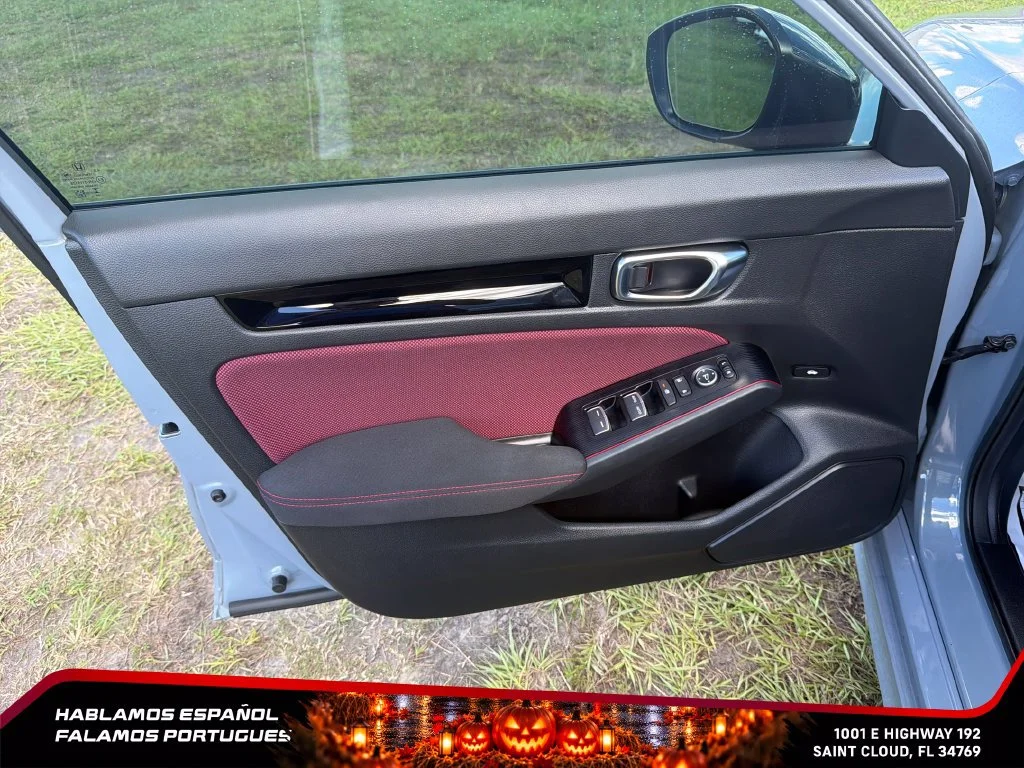 Used 2024 Gray Honda Sedan image 12