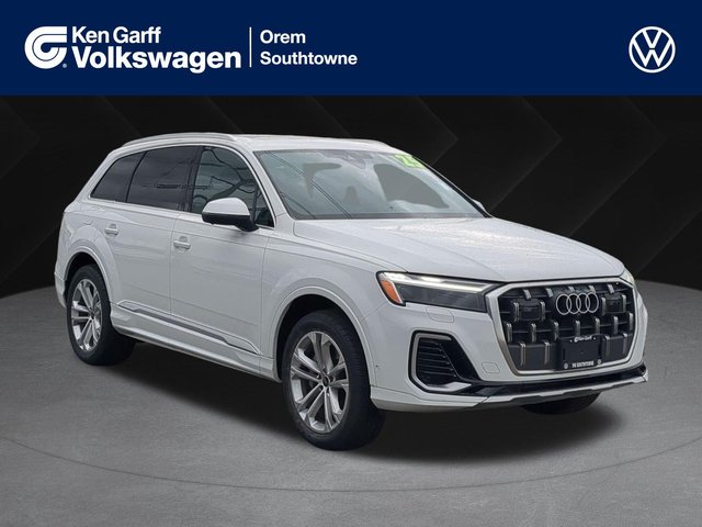 2025 Audi Q7 Premium Plus