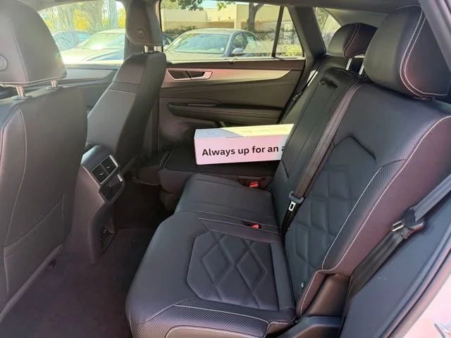 2026 Volkswagen Atlas Cross Sport SE w/Tech - Photo 7