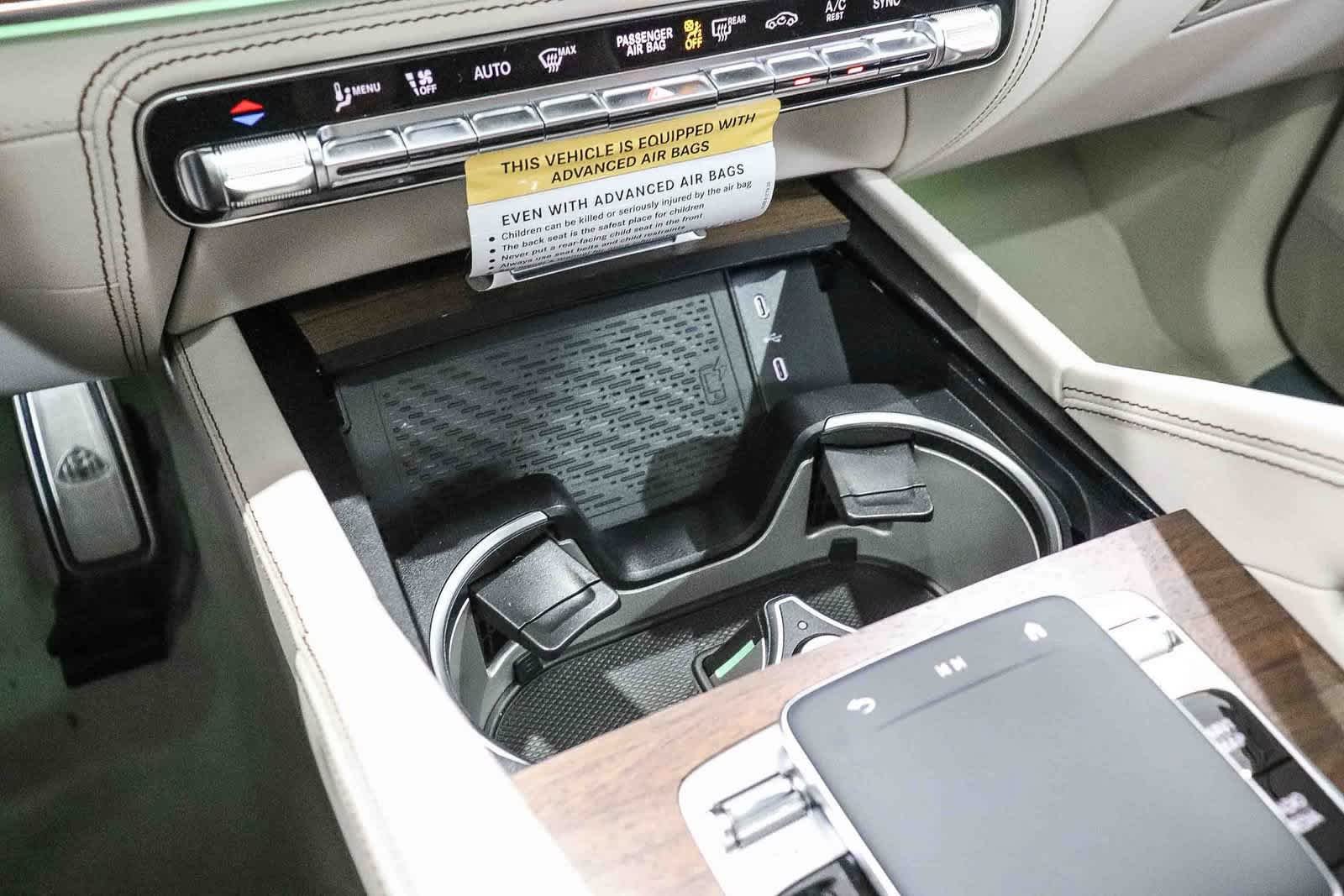 New 2026 MANUFAKTUR Mystic Blue Metallic Mercedes-Benz Maybach GLS 600 image 24