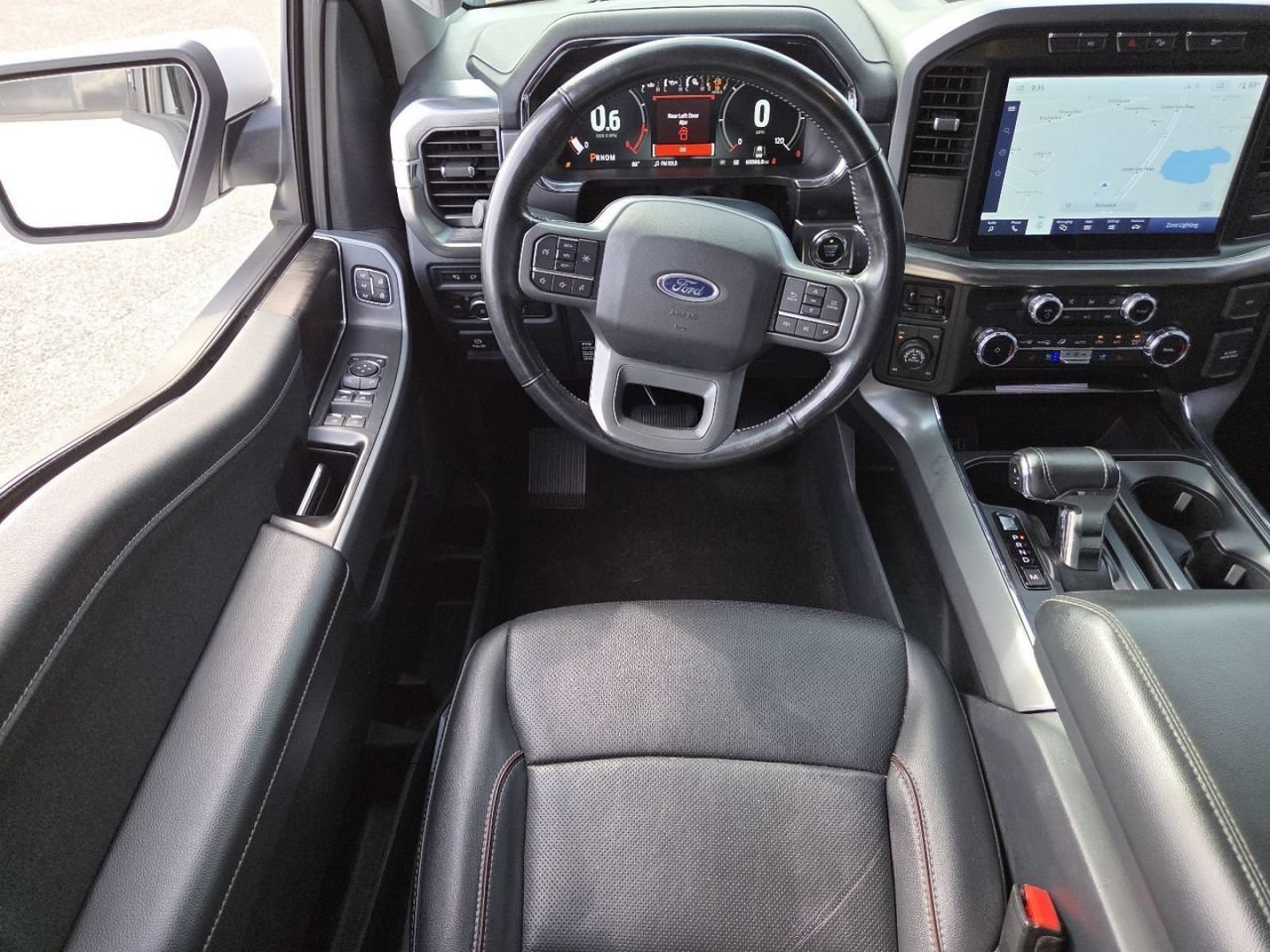 Used 2022 White Ford XL image 29