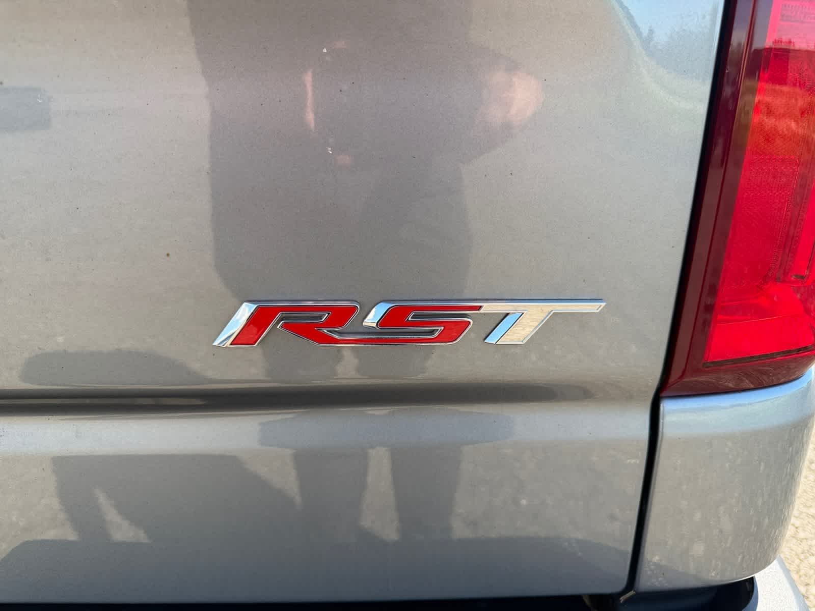Used 2025 Sterling Gray Metallic Chevrolet RST image 32
