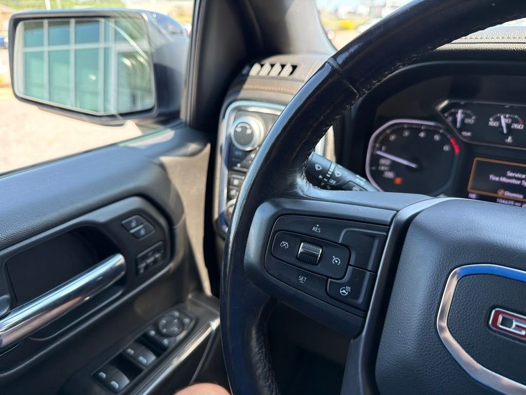 Used 2019 White GMC AT4 image 21