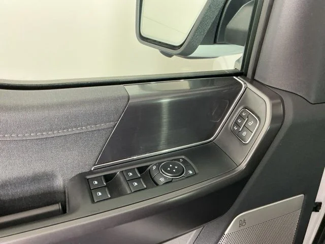 New 2026 Oxford White Ford Lariat image 15