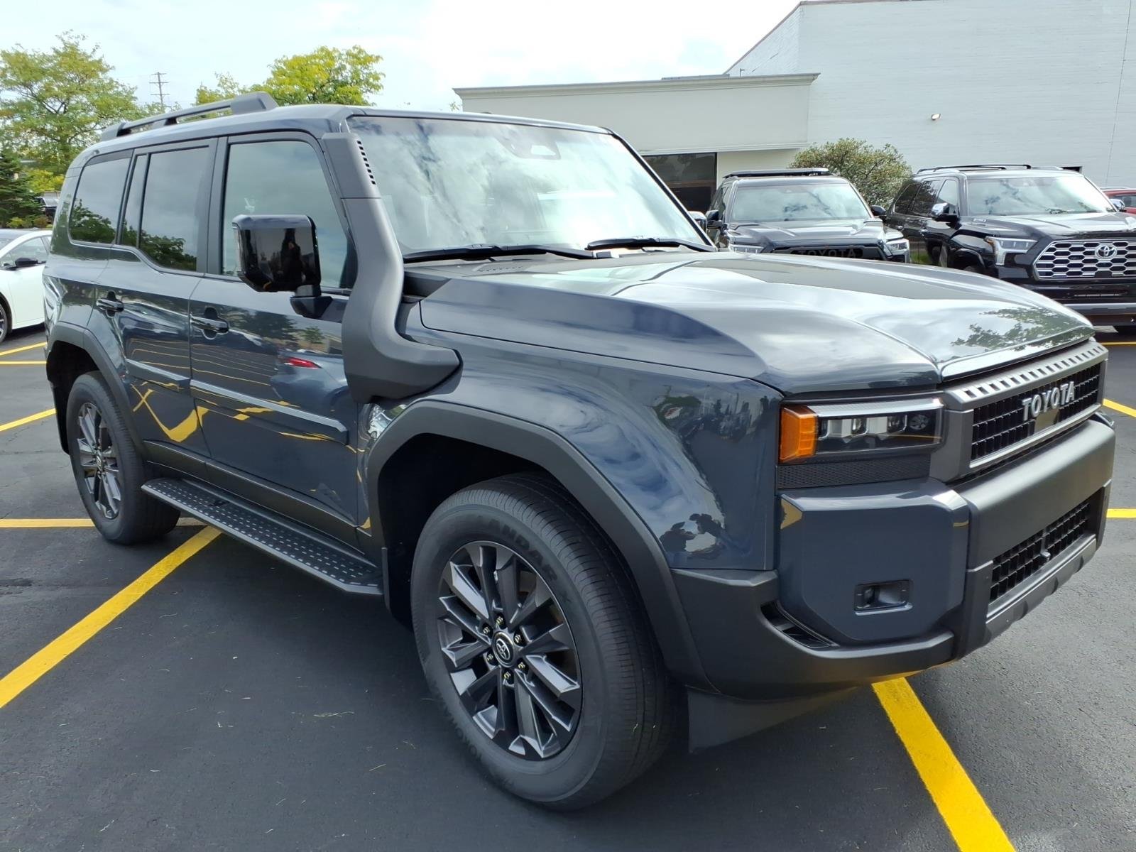 2027 Toyota Land Cruiser 