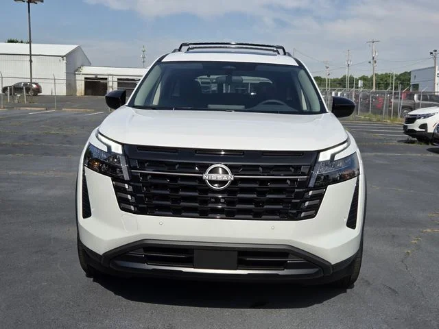 New 2026 Everest White Pearl TriCoat Nissan SV image 8