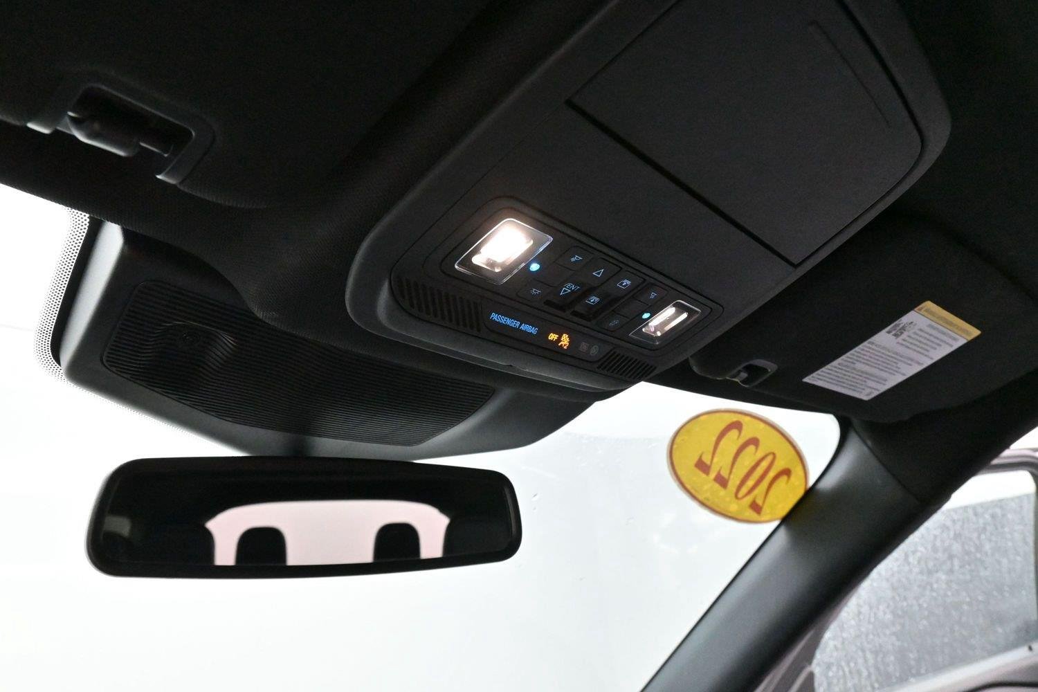 Used 2022 Star White Metallic Tri-Coat Ford ST image 31