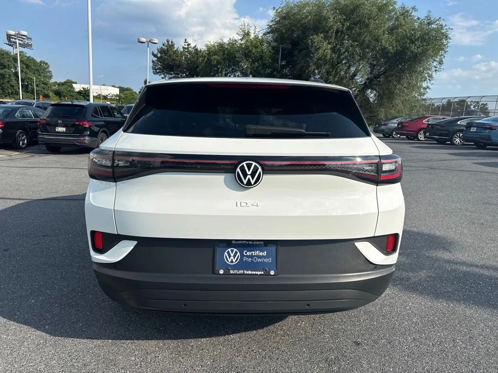 Certified Used 2024 Pure White Volkswagen Standard image 24