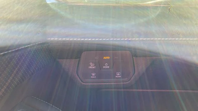 2026 Volkswagen Atlas SE w/Tech - Photo 16